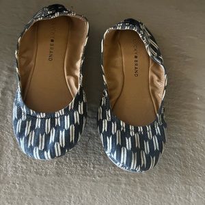 Lucky Brand Casual Flats